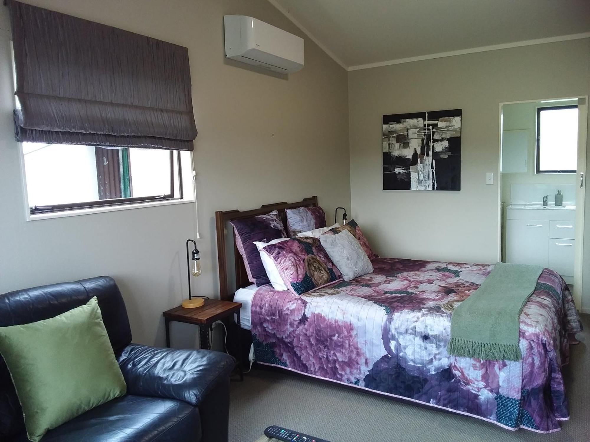 Chris And Dave'S B & B โอโตโรฮังกา ภายนอก รูปภาพ